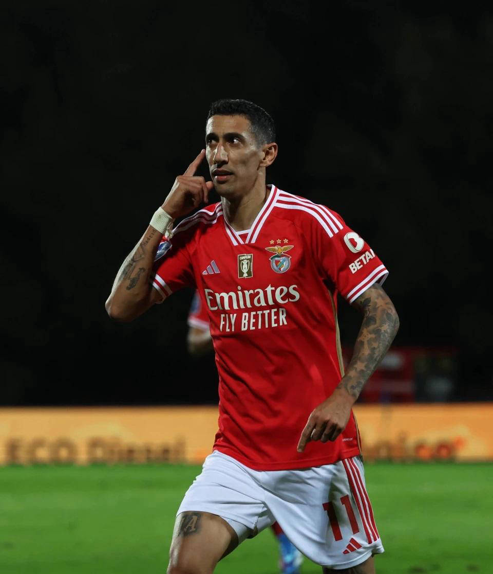 开云-国王杯赛程吃紧，本菲卡今晚外线爆发，引发热议，数据趋势出现新变化(巴萨vs本菲卡比赛回放)