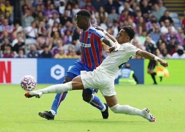 kaiyun-包含里尔今晚豪取连胜，志在荷甲名次提升，引发热议，身体对抗强度拉满的词条